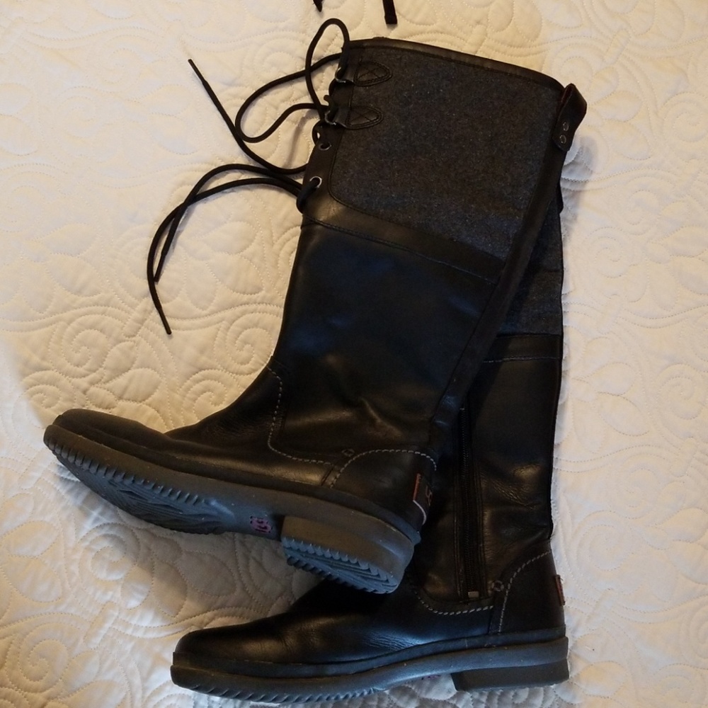 Leather Elsa UGG Boots!